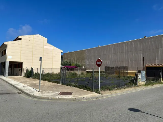 PARCELAS EN CENTRO DEL PUEBLO