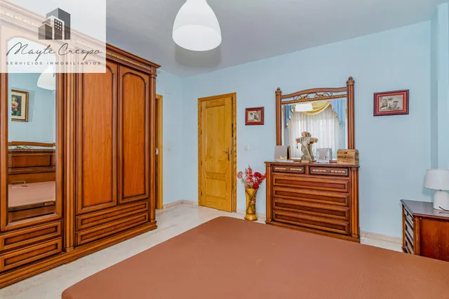 ¡AMPLIA CASA DE 4 DORMITORIOS, 3 BAÑOS Y CALEFACCIÓN CENTRAL EN LA ZUBIA! ✨ — 19