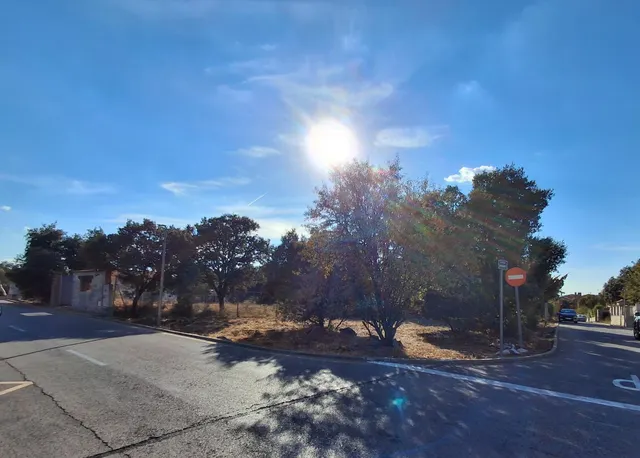 PARCELA DE ESQUINA EN ZONA PIOZ — 7