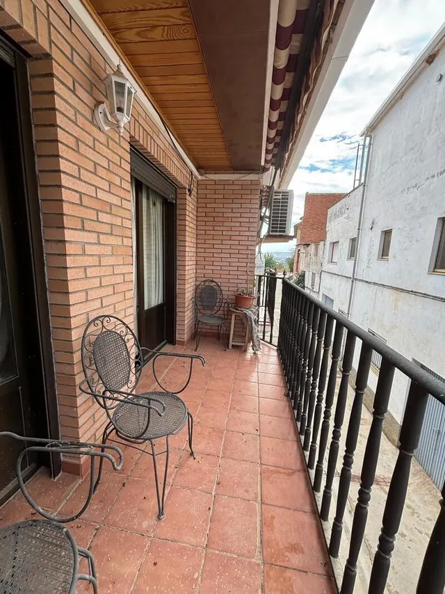 Casa 3 habitaciones 275m² en venta - Escatrón — 13