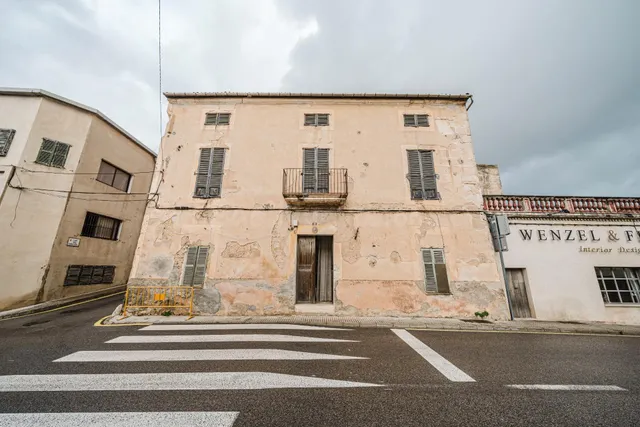 Casa para reformar en Sant Llorenç con dos entradas independ - foto 3