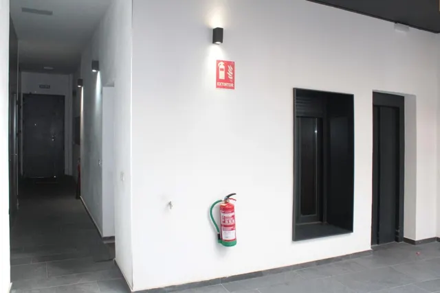 Local comercial en Alquiler en Sevilla Sevilla — 11