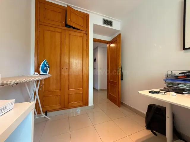 Piso en el carmen, calle escritor fernandez delgado — 22