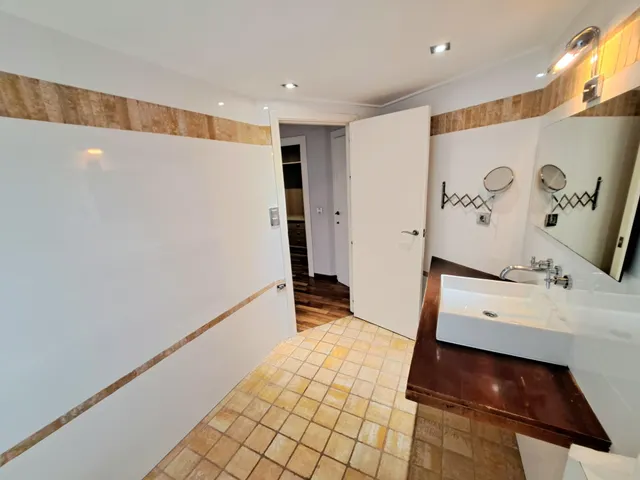 PISO EN AV SANTS PATRONS TODO REFORMADO DE 166M2 EN PLENO CENTRO DE ALZIRA — 27