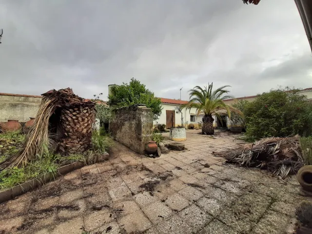 Casa con patio 200 metros en Botija