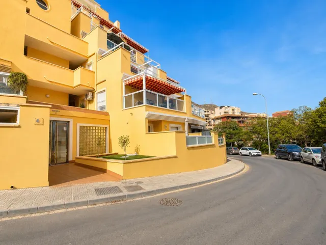 Una vivienda única por espacio, distribución y posibilidades en Aguadulce — 28