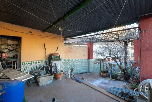 Casa con estupenda ubicación en Armilla. avenida de los ogíjares — 10
