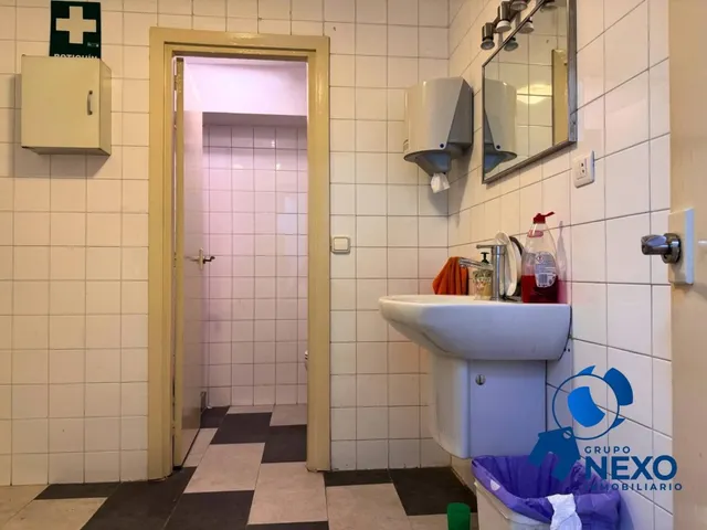 Local comercial en calle pablo iglesias 19 | máxima visibilidad en Gijón — 6
