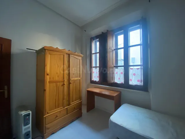 Piso en el Casco Antiguo - foto 5