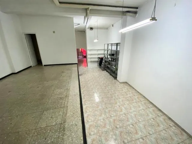 Local comercial calle Torrecedeira — 9