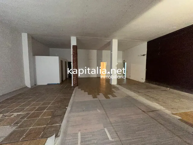 LOCAL COMERCIAL EN AVENIDA PRINCIPAL DE ONTINYENT — 6