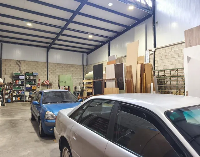 Se vende agrupación de Naves en la Barriada de Llera - foto 4