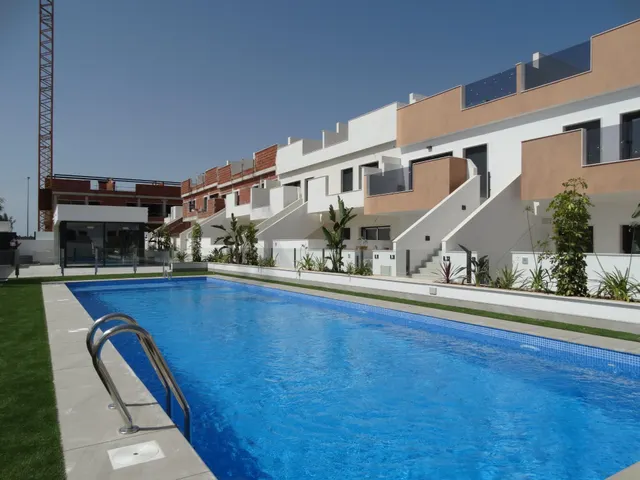 "Residencial La Rambla Beach IV — 26