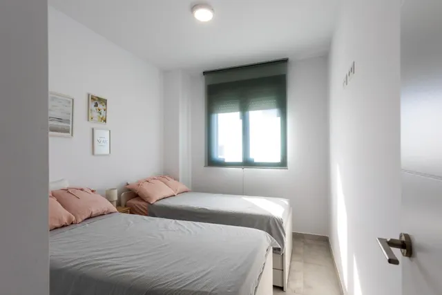 Ático Premium en Selecta Costa, Salobreña: diseño, confort y una terraza para vivir el Mediterráneo. — 27