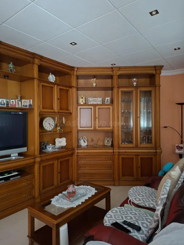 Excepcional Piso con Garaje para Familias y Profesionales -  - foto 3