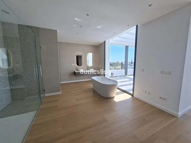 Chalet 6 habitaciones 1038m² en venta - Costa del Sol — 13