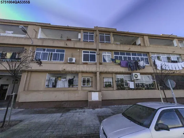 Se vende Piso ALQUILADO en barrio Torno El 13 Chiclana de la