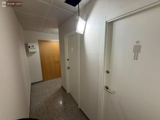 Oficina acabada en alquiler en Neoparc 1 Lleida — 11