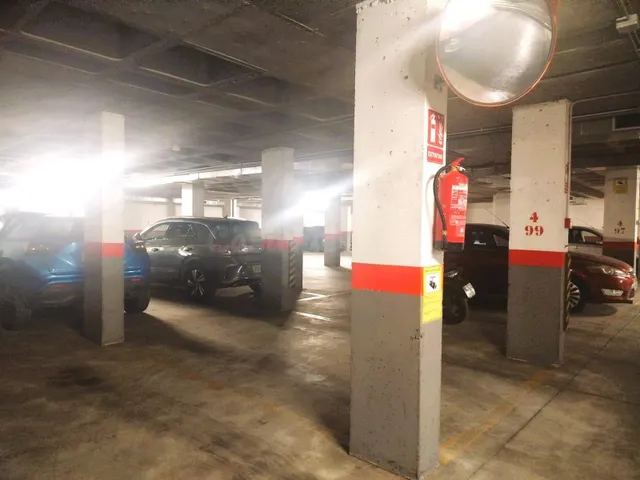 Plaza de garaje de alquiler en Juan Pablo ll, frente a Hacie - foto 3