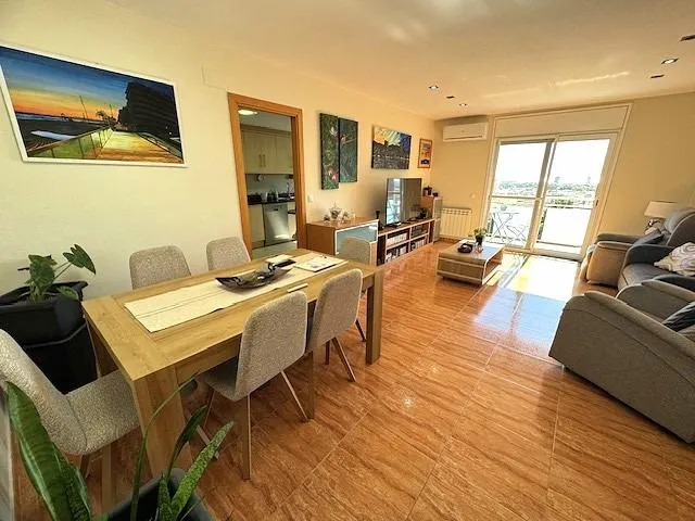 GRAN PISO DE 130MTS DE 4 HAB EN CALAFELL PUEBLO — 42