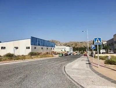 Suelo en venta en Elda