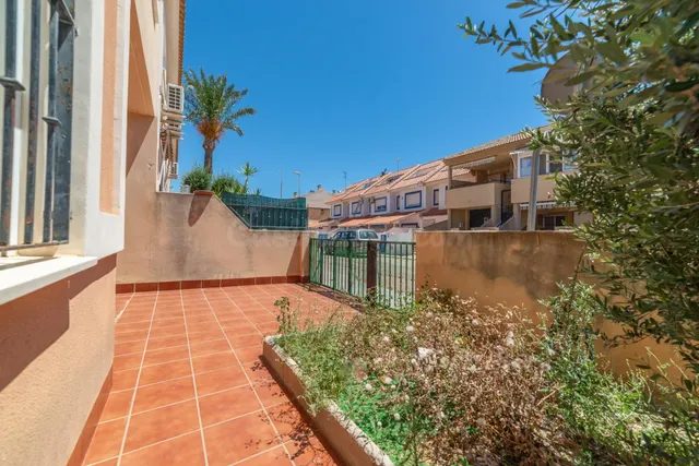 Adosado 5 habitaciones 152m² en venta - zona san blas - foto 3