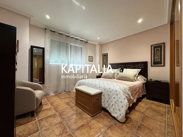 Chalet en VENTA en Monte Júcar, Alberic, con piscina, jardín, garaje y 315 m2 construidos — 17