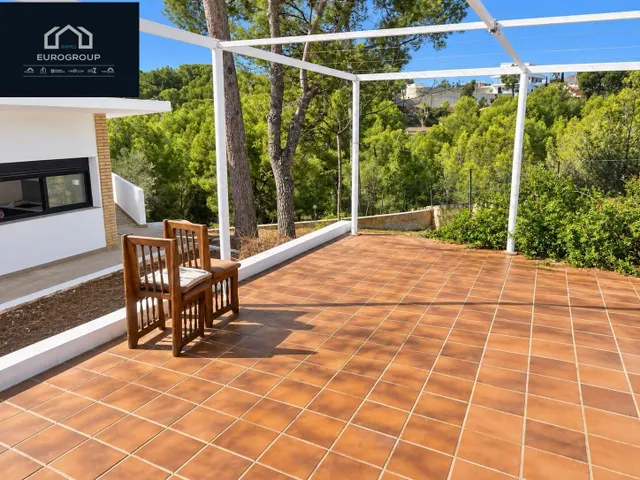 ESPECTACULAR VILLA CON 5 DORMITORIOS Y 4 BAÑOS, 450 M2 Y 3600 M2 DE PARCELA EN BENIDORM — 29