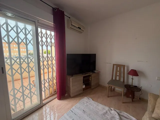 DÚPLEX ADOSADO EN SAN ISIDRO – 4 DORMITORIOS, GARAJE — 17