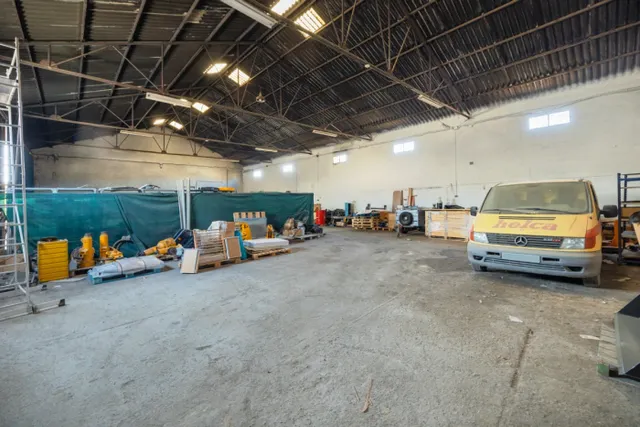 Nave industrial 1400m² en venta - Alcampo — 14
