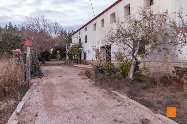 MASIA EN VENTA EN MASDENVERGE (TARRAGONA)