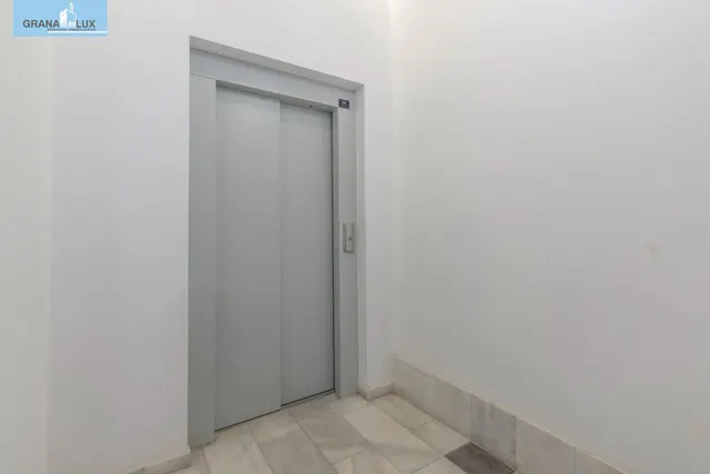 ¡Oportunidad única en el corazón de Granada! — 38