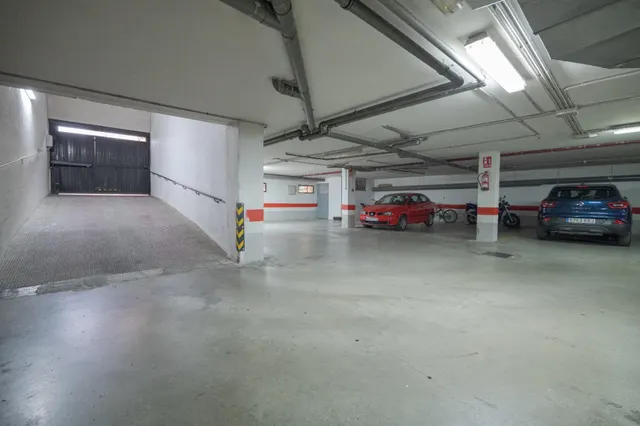 Una vivienda ideal con 2 dormitorios tanto para vivir con total comodidad en planta baja y sin barreras como para inversión segura. ¡Lista para entrar a disfrutar! En Churriana de la Vega. — 29