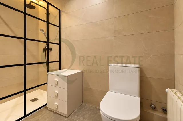 Chalet independiente a 100 m del mar con jardín y piscina en Cabo de las Huertas. — 45