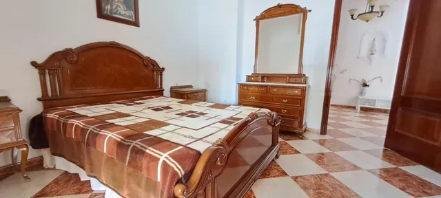 Amplia vivienda con terrazas y azotea privada en Brenes, a solo 20 minutos de Sevilla!! — 17