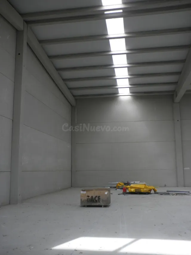 SE VENDE NAVE INDUSTRIAL POLIGONO DE AKABORRO IRURTZUN - foto 2