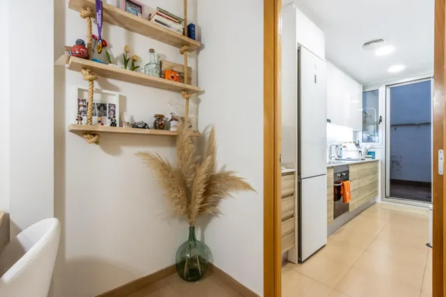PLANTA BAJA SEMINUEVA JUNTO LA AVDA MATADEPERA — 25