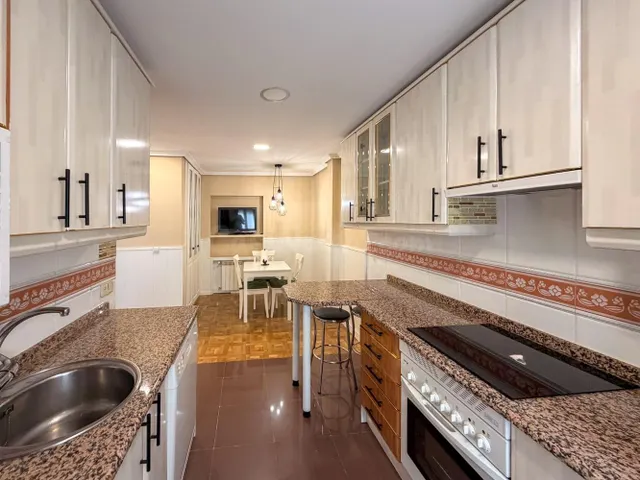 Piso 2 habitaciones 88m² en alquiler - Ciudad Jardin - foto 3