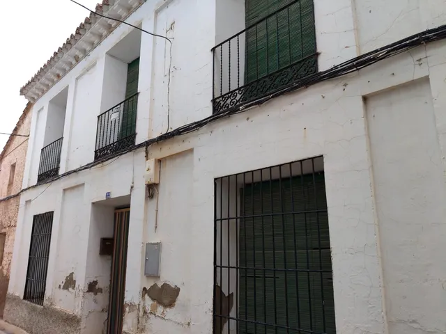 Se vende casa en Villanueva de Huerva — 39