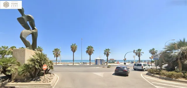 PRECIOSO PISO FRENTE AL MAR — 40