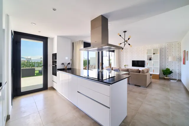 Apartamento de lujo con jardín — 6