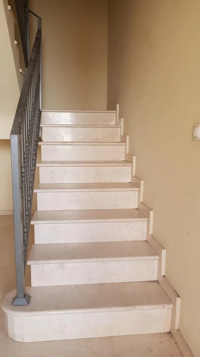 CASA ADOSADA DE 4 habitaciones Y 2 BAÑOS - foto 3