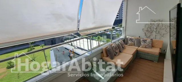 SEMINUEVO CON TERRAZA, PISCINA, TRASTERO Y GARAJE - foto 3