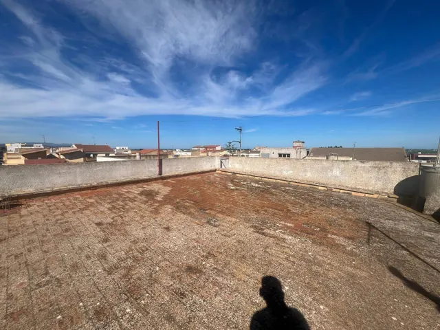 CASA EN EL CENTRO DE CAMARLES — 27