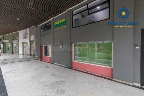 LOCAL COMERCIAL EN VENTA EN CALLE AGUSTINA DE ARAGÓN