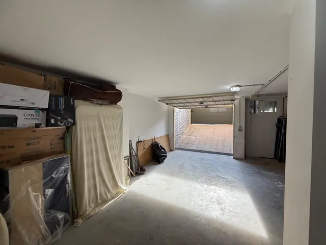 Venta de chalet adosado en el centro de Gójar. — 36