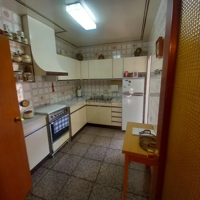 Piso completo en Tivenys - foto 5