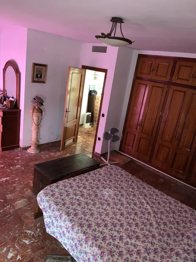 Espectacular Adosado de 220 m2 | 6 Dorm. | 4 Baños | Azotea y Patios — 16