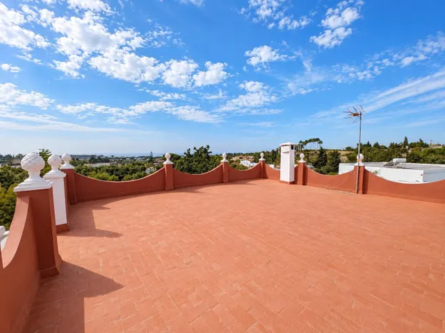 Finca rústica en exclusiva con piscina, huerta y vistas al mar en La Cala Alta — 14