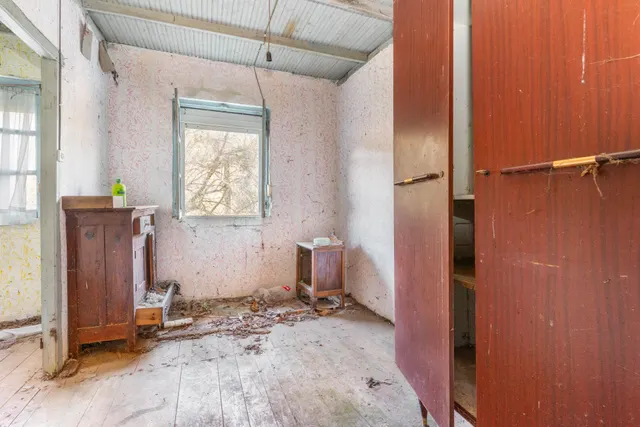 Oportunidad real: casa con parcela para rehabilitar en Tineo — 12